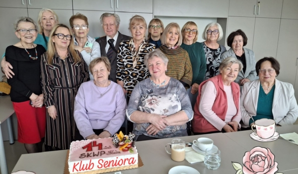 Wczoraj świętowaliśmy 14-naste urodziny Klubu Seniora w SKwP O/O w Kielcach 🎊 Gratulujemy pięknego jubileuszu i życzymy kolejnych lat aktywności, zdrowia oraz niegasnącej energii! 💐